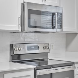 kitchen at Lakeview Oaks Apartments in Savannah, GA