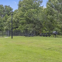 Exterior view at Lakeview Oaks Apartments in Savannah, GA